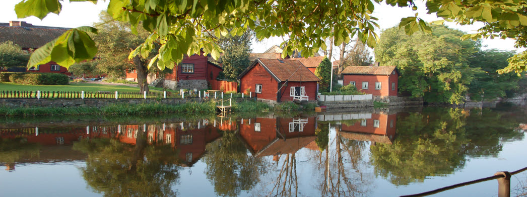 Hus vid ån i Arboga.